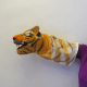 Marioneta de mano tigre